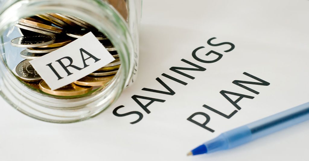 Information for Choosing Between a Traditional IRA and a Roth IRA