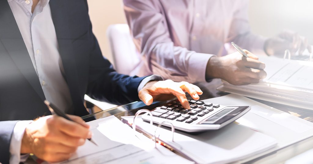 Tips for Choosing a Tax Preparer for Your Business Taxes
