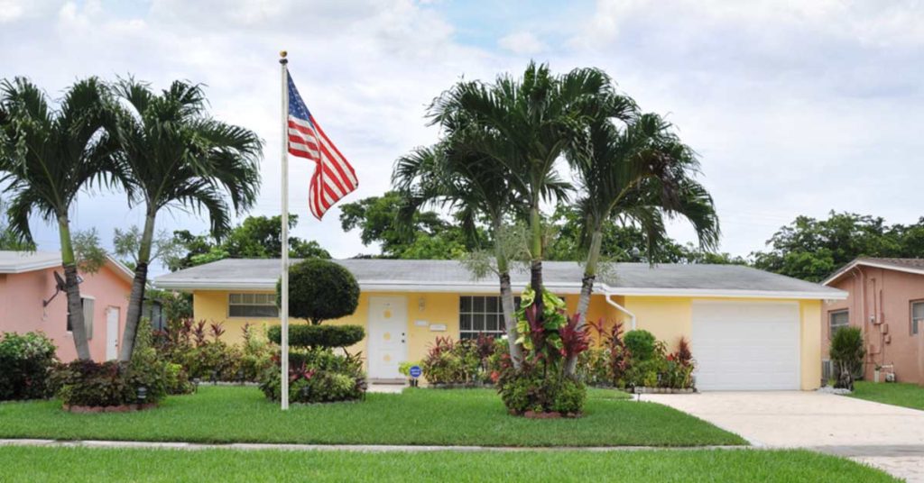 american-home-with-flag